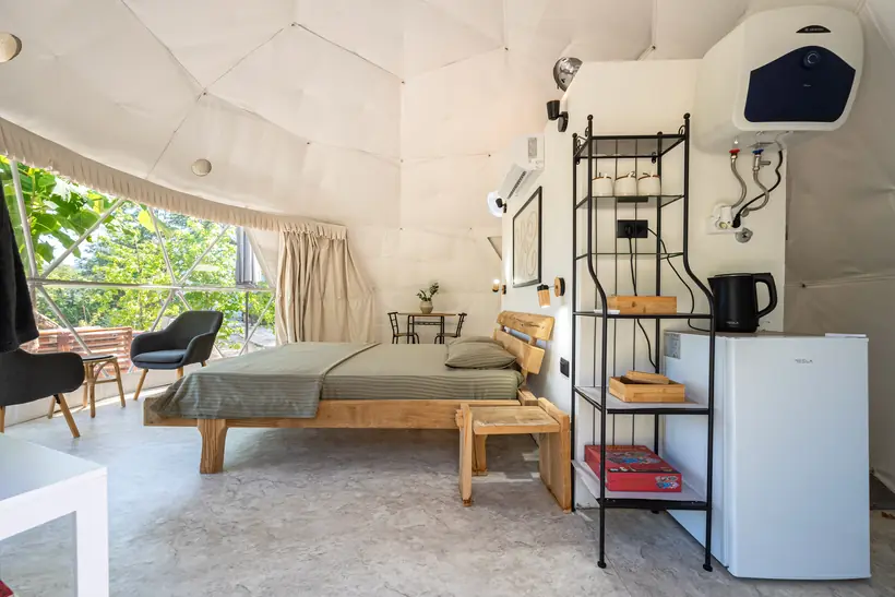 Geodesic glamping dome with private jacuzzi at Zen Relaxing Village